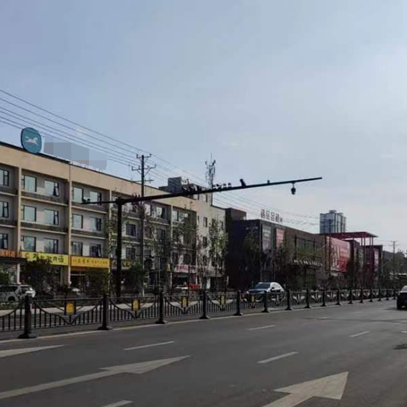 郑州交通信号灯杆